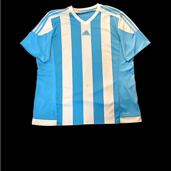 1 Nike dry-fit, 1 adidas shirt - Picture 2 of 3